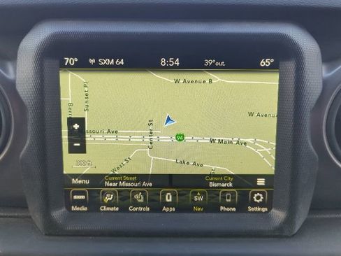 Used 2023 Jeep Gladiator Sport AWD/4WD image 6