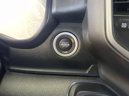 New 2026 RAM 1500 4x4 Crew Cab image 22