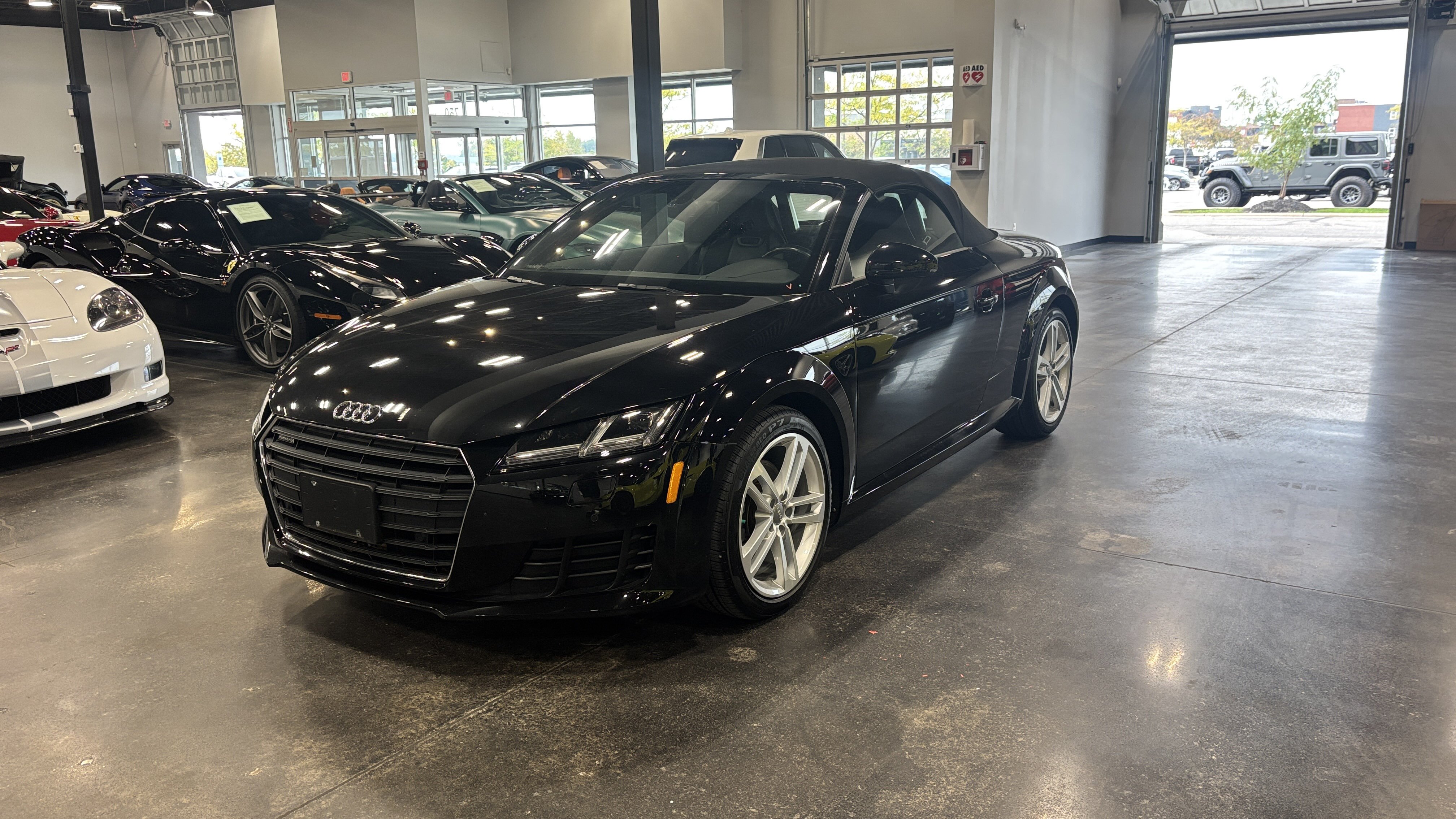 Used 2017 Audi TT 2.0T AWD/4WD image 3