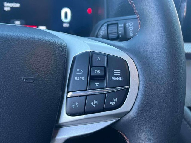 Used 2026 Ford Explorer Active AWD/4WD image 27