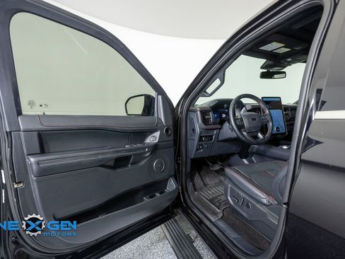 Used 2023 Ford Expedition Max Limited AWD/4WD image 9
