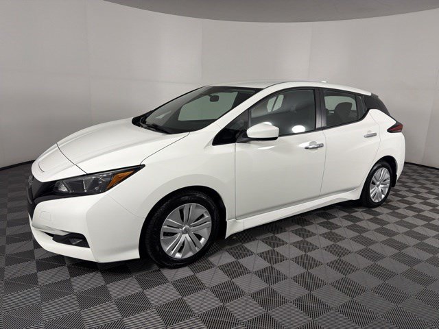 Used 2024 Nissan Leaf S FWD image 18