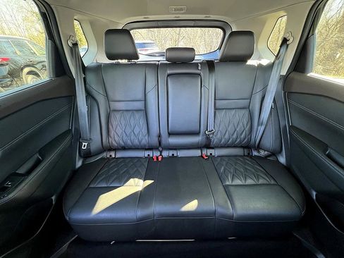 Certified 2023 Nissan Rogue Platinum w/ Platinum Premium Package image 28