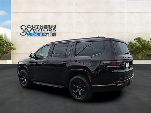 Used 2025 Jeep Wagoneer Series II w/ Convenience Group I AWD/4WD image 27