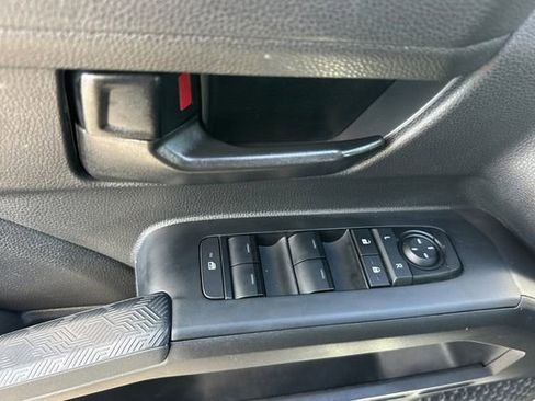 Used 2024 Toyota Tacoma SR5 AWD/4WD image 14