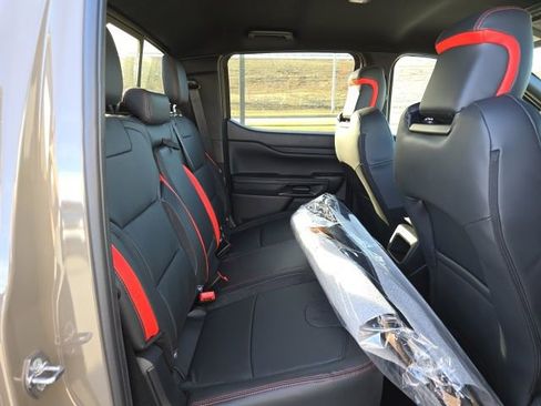 New 2025 Ford Ranger Raptor image 17
