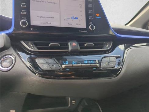 Used 2020 Toyota C-HR XLE FWD image 10