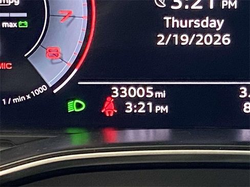 Used 2024 Audi A6 Premium Plus image 31