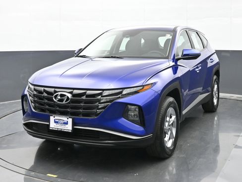Used 2022 Hyundai Tucson SE image 4