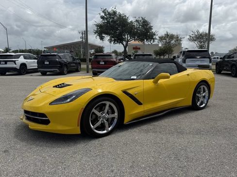 Used 2014 Chevrolet Corvette Stingray Convertible w/ 3LT Preferred Equipment Group RWD image 11