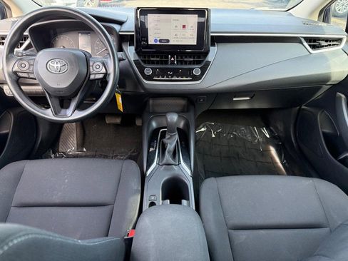 Used 2023 Toyota Corolla LE image 12
