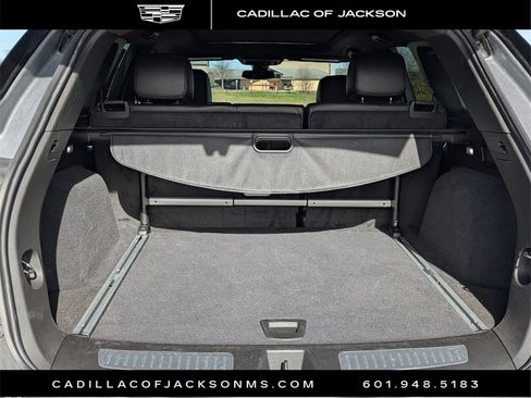 Used 2025 Cadillac XT5 Premium Luxury image 28