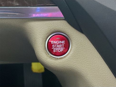 Used 2020 Acura MDX FWD image 28