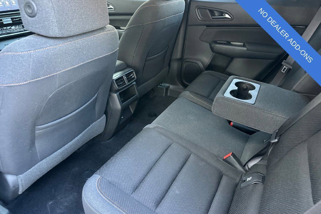 Used 2024 Honda Prologue EX image 13
