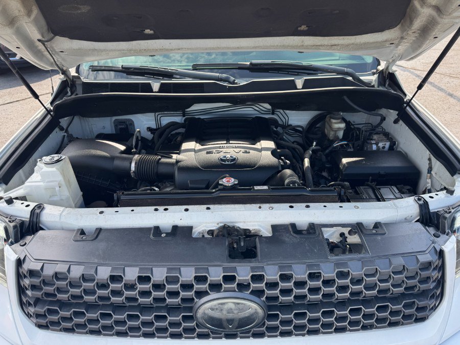 Used 2018 Toyota Tundra SR5 AWD/4WD image 24