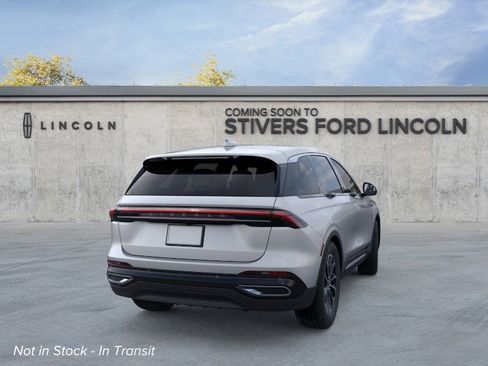 New 2026 Lincoln Nautilus Premier image 8