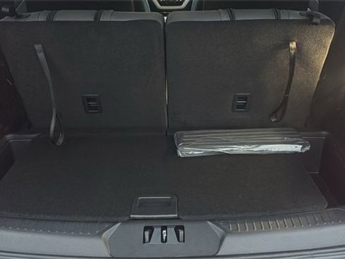 New 2025 Ford Explorer Active w/ Active Comfort Package image 29