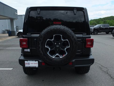 Used 2021 Jeep Wrangler Unlimited Sport w/ Sun And Sound Package AWD/4WD image 4