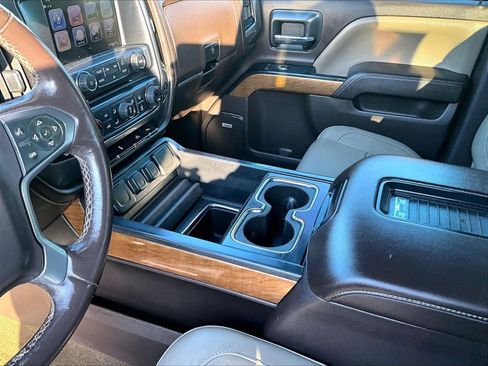 Used 2017 Chevrolet Silverado 1500 LTZ w/ Sport Package image 21