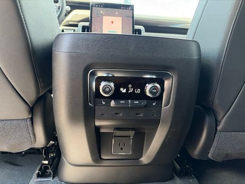 New 2026 GMC Yukon Elevation w/ Elevation Premium Package AWD/4WD image 41