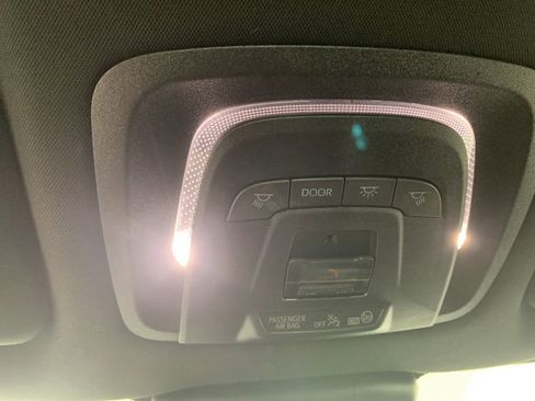 Used 2023 Toyota Crown XLE image 29