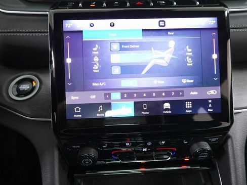 New 2025 Jeep Grand Cherokee L Limited w/ Luxury Tech Group II image 20