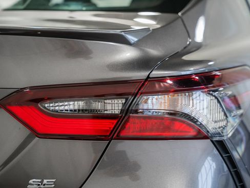 Used 2024 Toyota Camry SE w/ Cold Weather Package FWD image 6