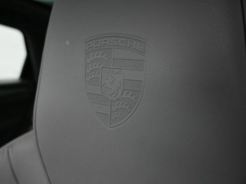 Certified 2023 Porsche Cayenne Platinum Edition AWD/4WD image 10