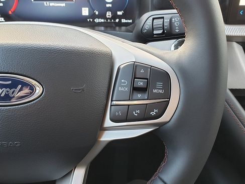 New 2026 Ford Explorer Active image 26