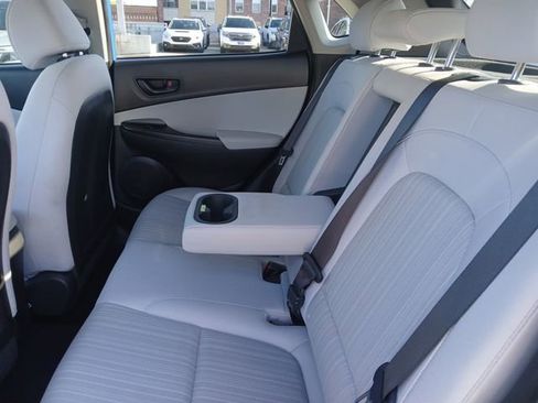 Used 2022 Hyundai Kona SEL image 22