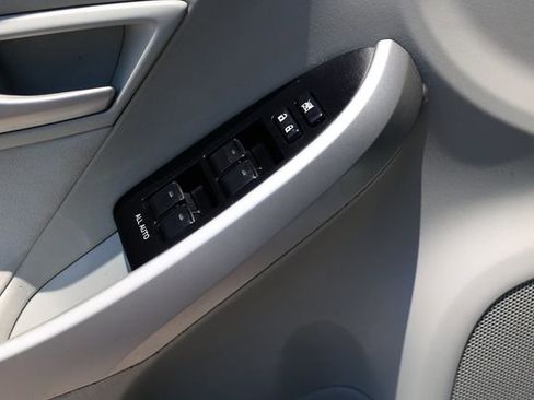 Used 2015 Toyota Prius Two image 43