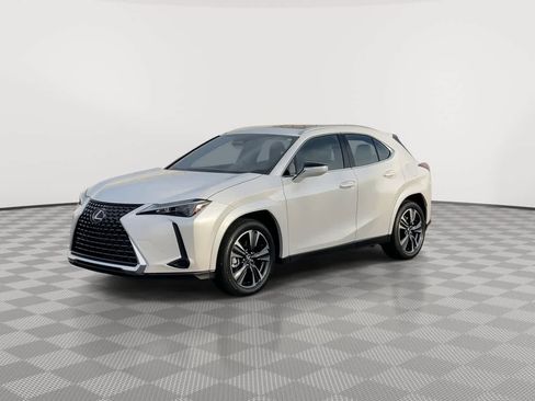 Used 2025 Lexus UX 300h AWD image 4