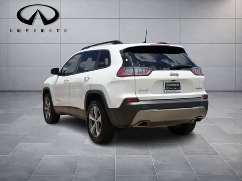 Used 2022 Jeep Cherokee Limited AWD/4WD image 5
