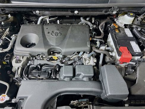 Certified 2023 Toyota RAV4 LE image 27