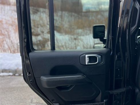 Used 2023 Jeep Wrangler Sahara w/ Cold Weather Group image 32