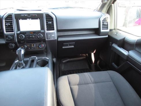 Used 2016 Ford F150 XLT w/ Equipment Group 302A Luxury image 15