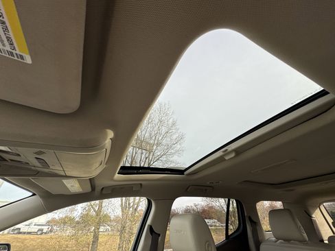 Used 2019 GMC Acadia Denali w/ Technology Package image 22