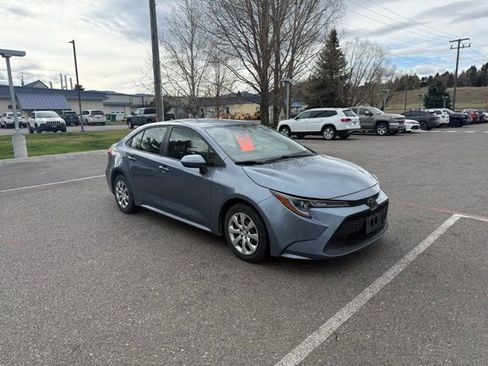Used 2022 Toyota Corolla LE FWD image 5