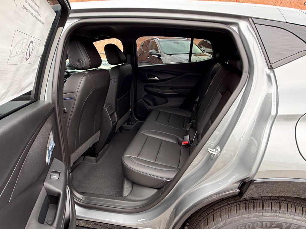 New 2026 Buick Envista Sport Touring w/ Convenience II Package FWD image 19