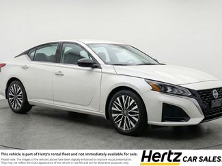 Used 2025 Nissan Altima 2.5 SV video 1