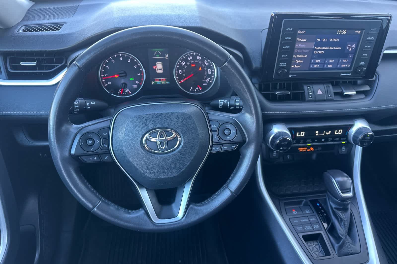 Used 2022 Toyota RAV4 XLE Premium AWD/4WD image 14