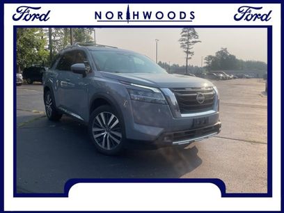 Used 2022 Nissan Pathfinder Platinum w/ Cargo Package