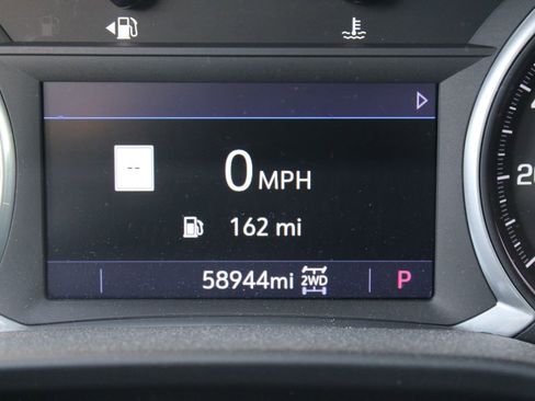 Used 2022 GMC Acadia AT4 w/ Preferred Package AWD/4WD image 2