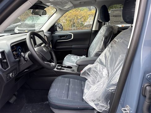 Used 2025 Ford Bronco Sport Heritage w/ Convenience Package image 17