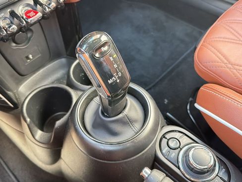 Used 2024 MINI Cooper S w/ Signature Upholstery Package FWD image 15