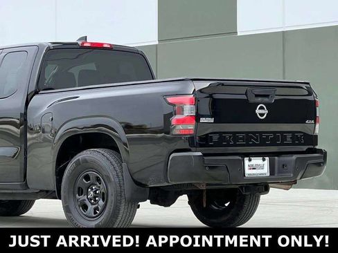 Used 2022 Nissan Frontier S w/ Technology Package image 30