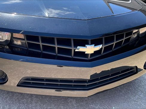 Used 2013 Chevrolet Camaro LS RWD image 26