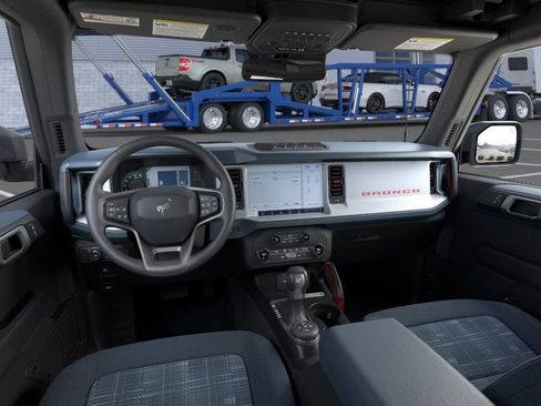 Used 2025 Ford Bronco Heritage Edition image 16