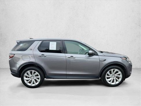 Used 2023 Land Rover Discovery Sport S image 6