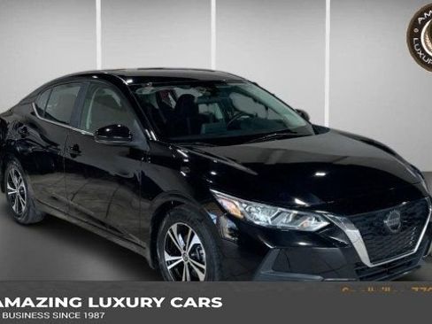 Used 2020 Nissan Sentra SV image 1